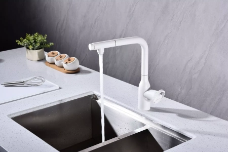 Смеситель для кухни Paulmark Urban Ur213104-WH, с выдвижным изливом, белый