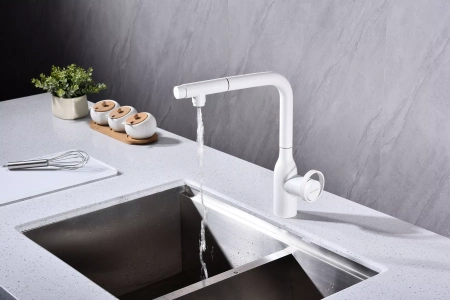 Смеситель для кухни Paulmark Urban Ur213104-WH, с выдвижным изливом, белый