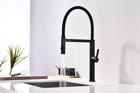 Смеситель для кухни Paulmark Leader Le214101-AN, с гибким изливом, антрацит