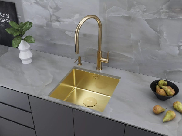 Смеситель для кухни Paulmark Senso Se215180-LG, сенсорный душ / струя, зотоло