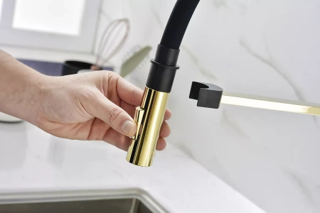 Смеситель для кухни Paulmark Halt Ha214021-G, золото