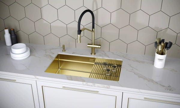 Смеситель для кухни Paulmark ZENDER Ze213155-LG, с подключением к фильтру, зотоло